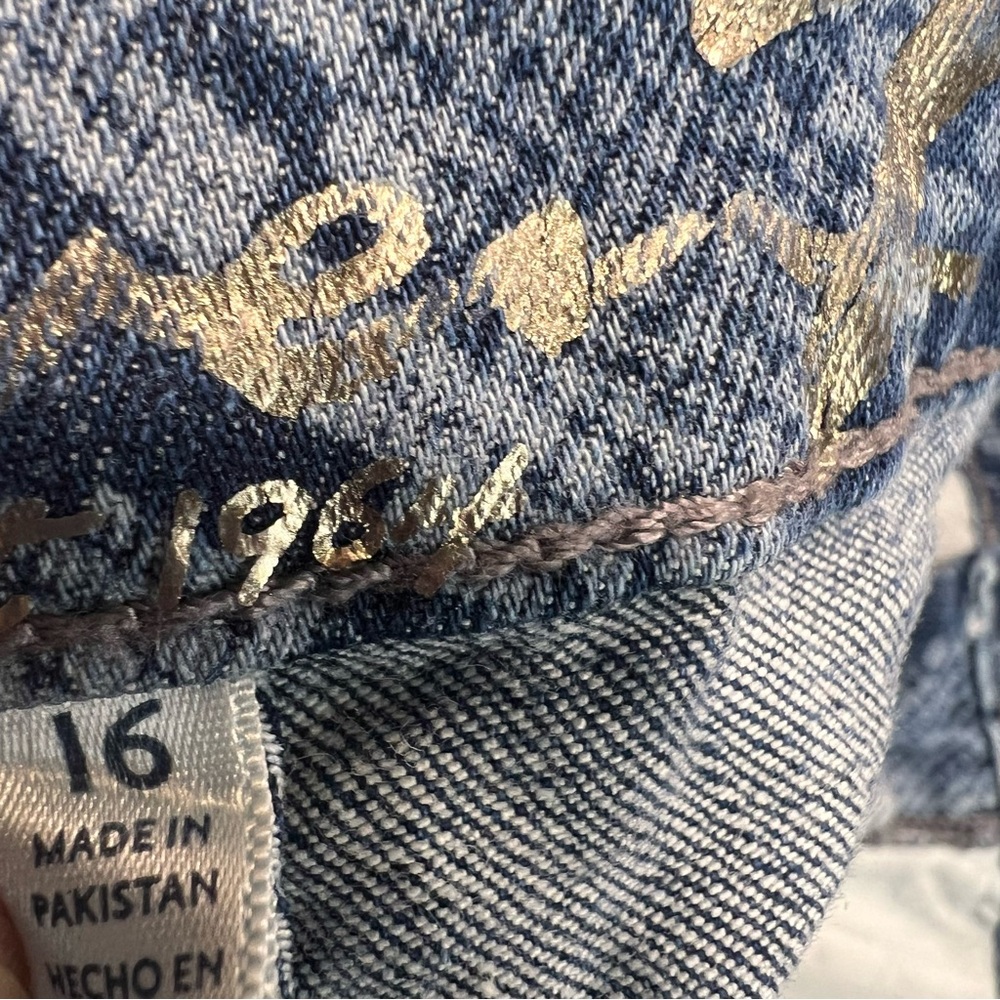 Seven 7 snakeskin print denim weekend short size 16 EUC - Picture 3 of 6